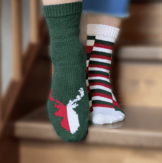 [Людмила Кириченко] [_yaraduga_] Носки Рудольф (20_0.png